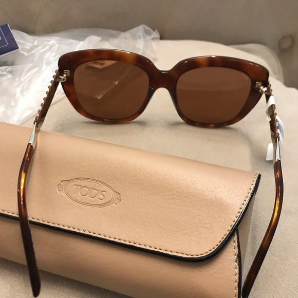 Disney Christmas 2025 Lil Rin Rin Plush Badge Red New